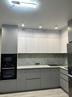 Угловая столешница на кухню из акрила PRIMAX M613 Granite